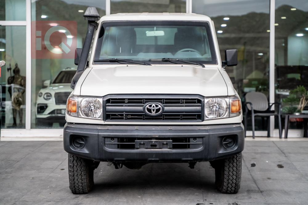 Toyota Land Cruiser Pickup